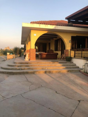 2 bedrooms house with enclosed garden and wifi at Merluzzi